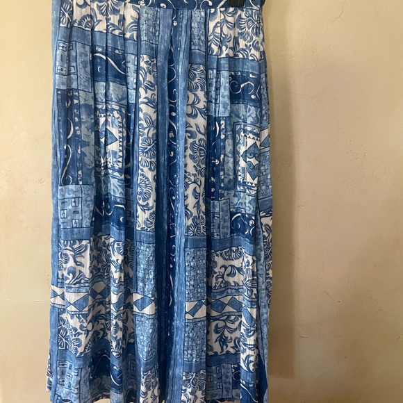 Sz 12 Vintage Alfred Dunner Skirt Made in USA Blue & Ivory Classic Style! EUC - Picture 3 of 6